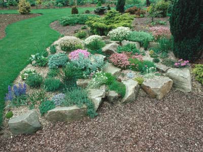 How to Construct a Rock Garden
