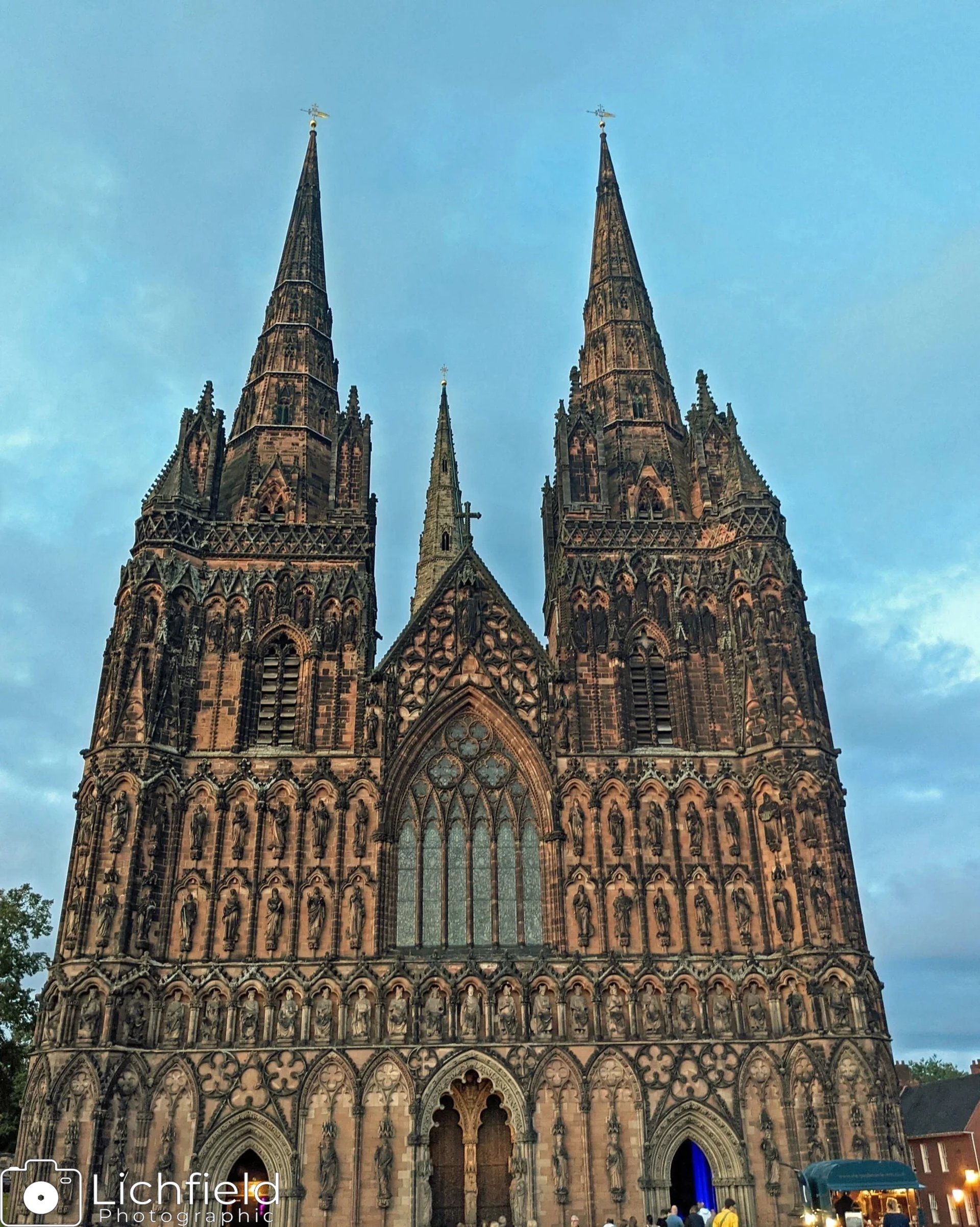 Lichfield Cathedral: A Jewel of English Gothic Architecture
